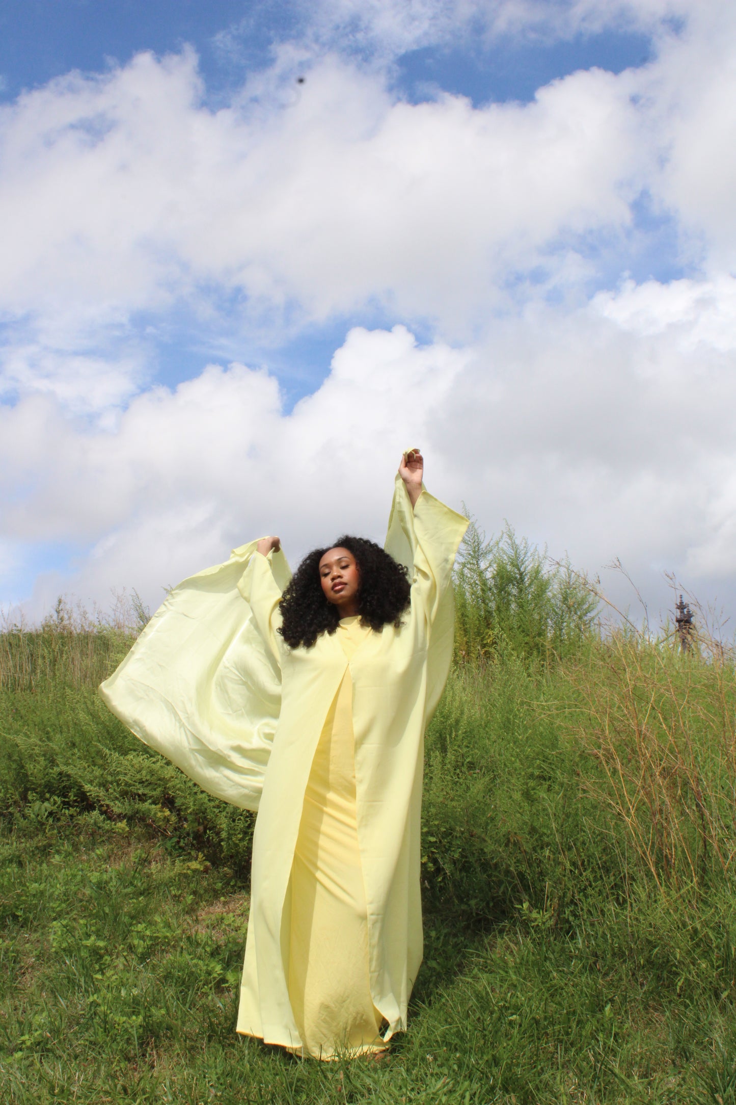 YELLOW ABAYA
